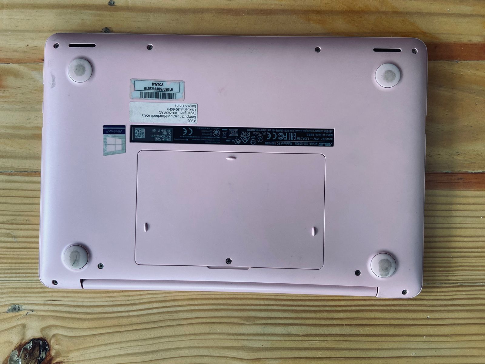 Netbook Asus E203MA E203MAH-FD013T Pink